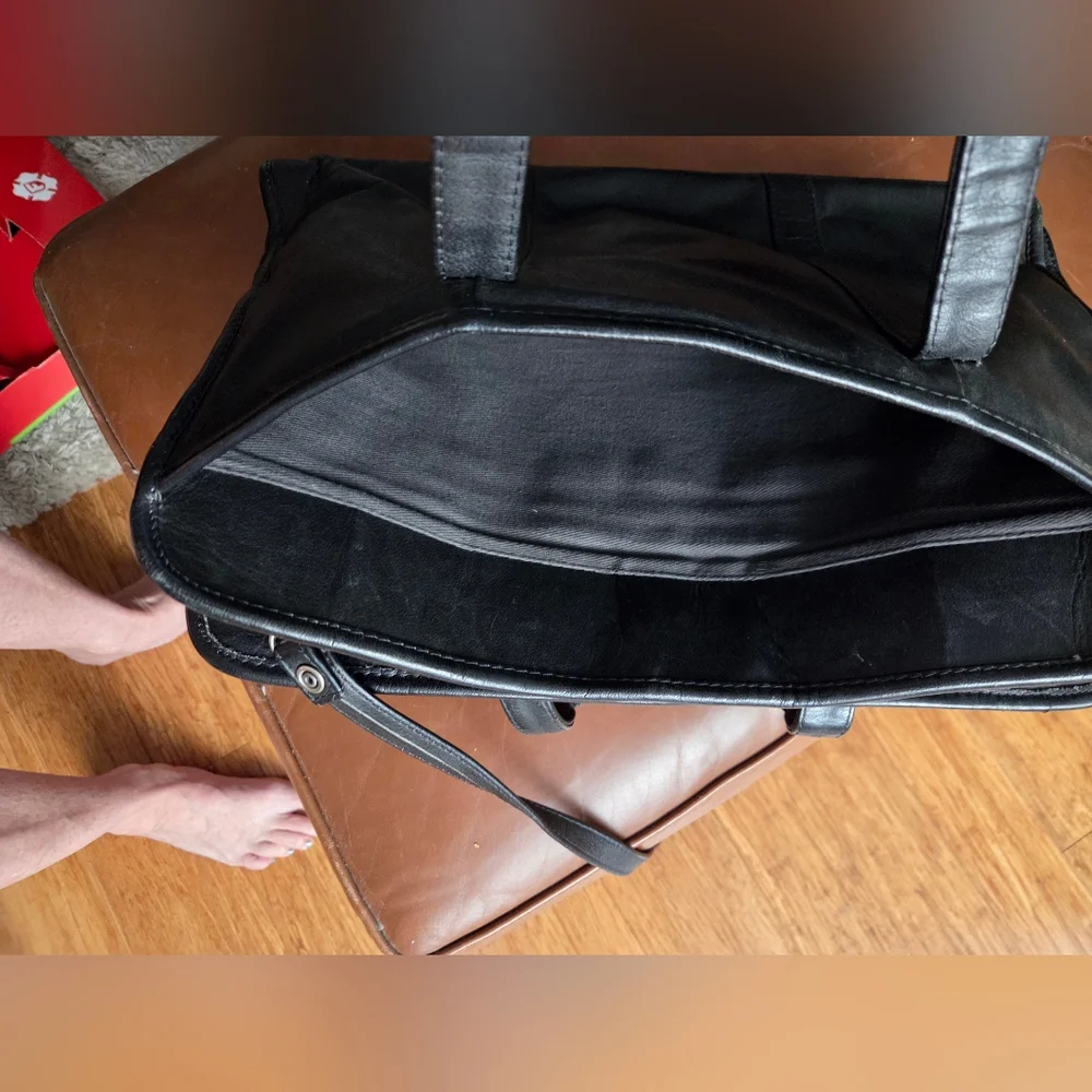 Wilson Black Leather Bag/Briefcase